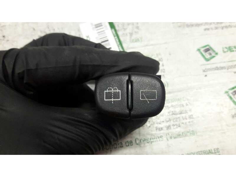 Recambio de boton agua limpia para hyundai accent (x3) 1.5 gs referencia OEM IAM 9361022000  