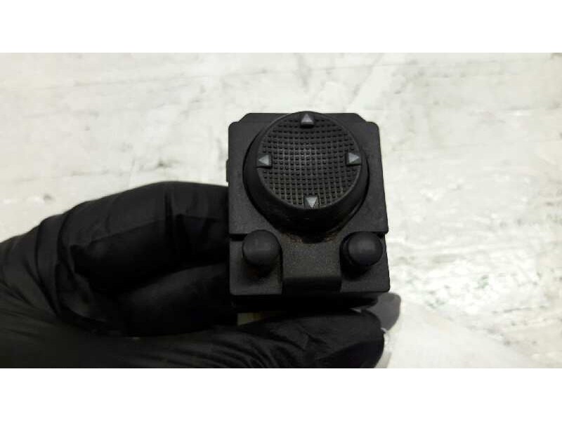 Recambio de boton regulacion retrovisores para volkswagen golf iii berlina (1h1) cl referencia OEM IAM   