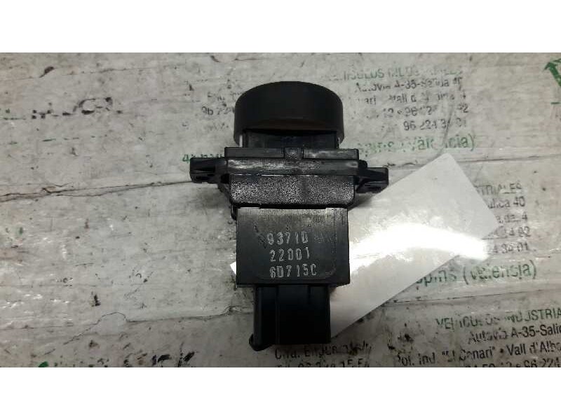Recambio de boton antivaho para hyundai accent (x3) 1.5 gs referencia OEM IAM 9371022001  