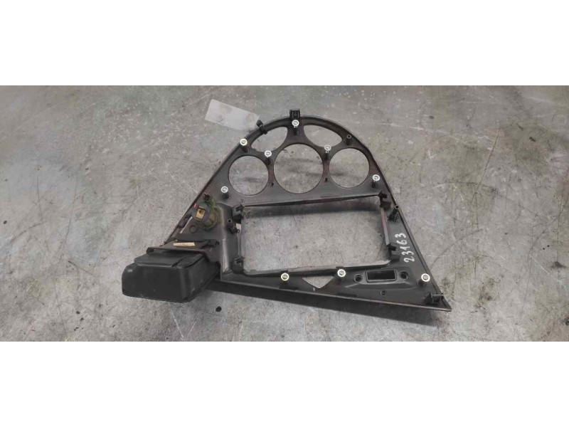 Recambio de guarnecido radio para ford focus berlina (cak) ambiente referencia OEM IAM 98ABA046A04AEW  