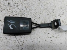 Recambio de enganche cinturon trasero derecho para opel astra gtc cosmo referencia OEM IAM 13128018  