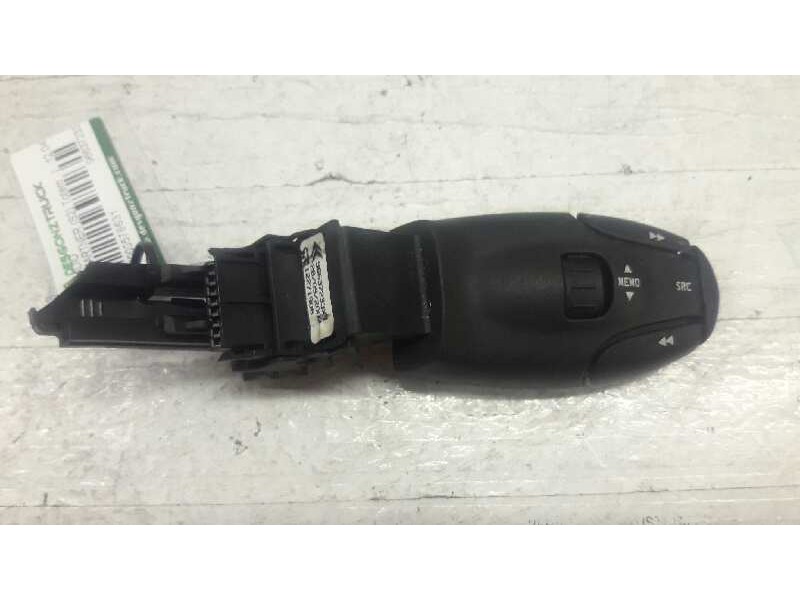 Recambio de mando radio para peugeot partner (s2) totem referencia OEM IAM 96637233XT  