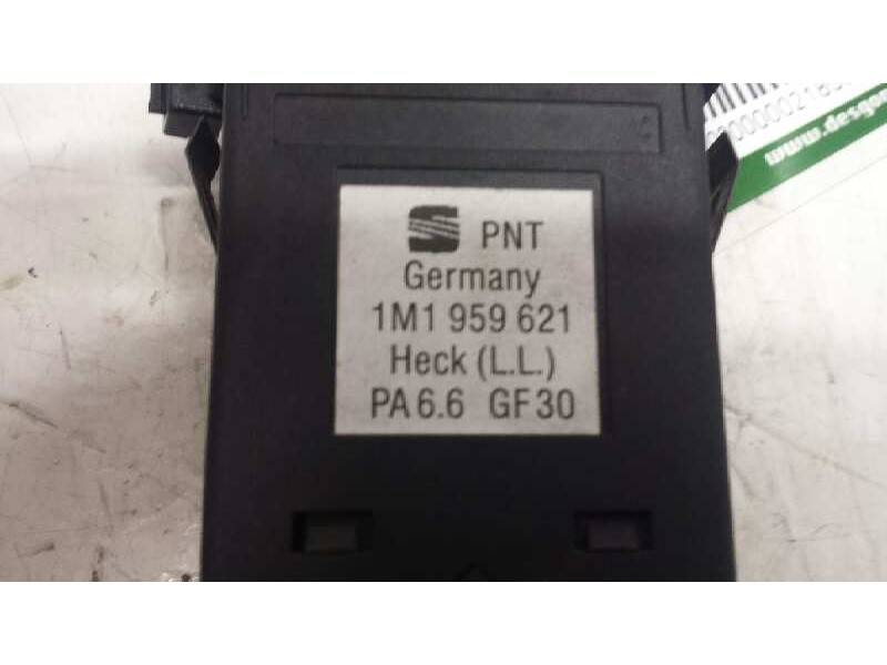 Recambio de boton antivaho para seat toledo (1m2) 1.9 tdi referencia OEM IAM 1M1959621  