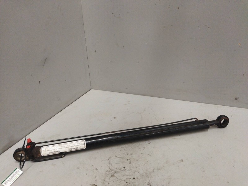 Recambio de brazo elevacion cabina para man tg - a 18.xxx 12.4 diesel referencia OEM IAM 81417236124 81417236138 