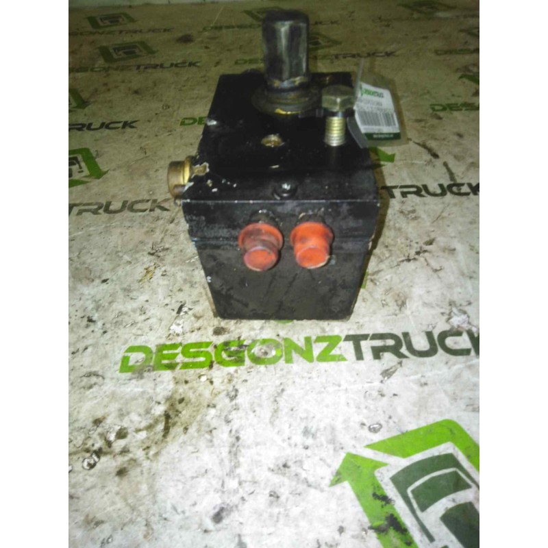 Recambio de bomba elevacion cabina para renault hd 250.18 premium e2 6.2 diesel referencia OEM IAM 5010316404  