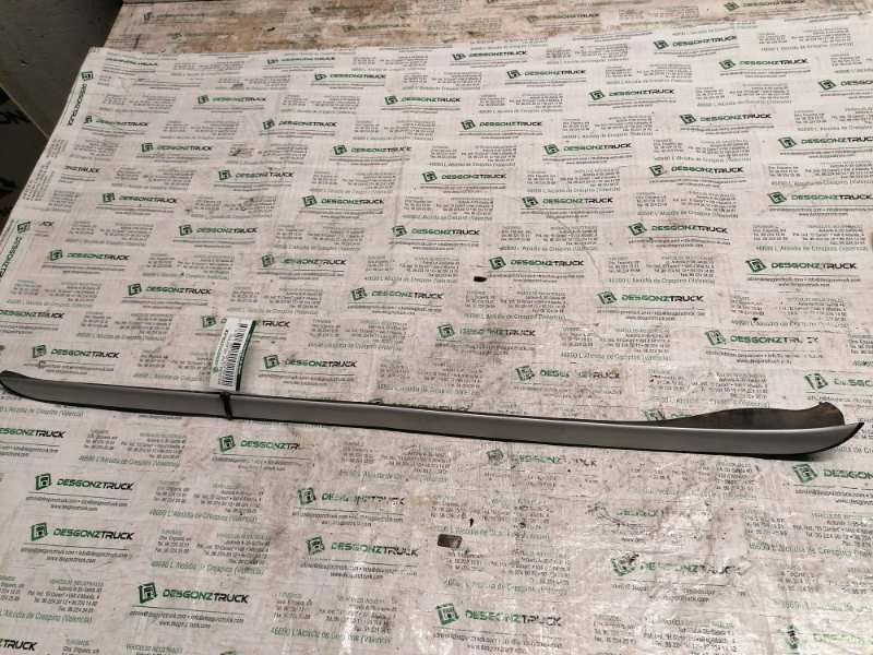 Recambio de moldura luna delantera para bmw x3 (f25) xdrive 20d referencia OEM IAM  PARTE DERECHA 