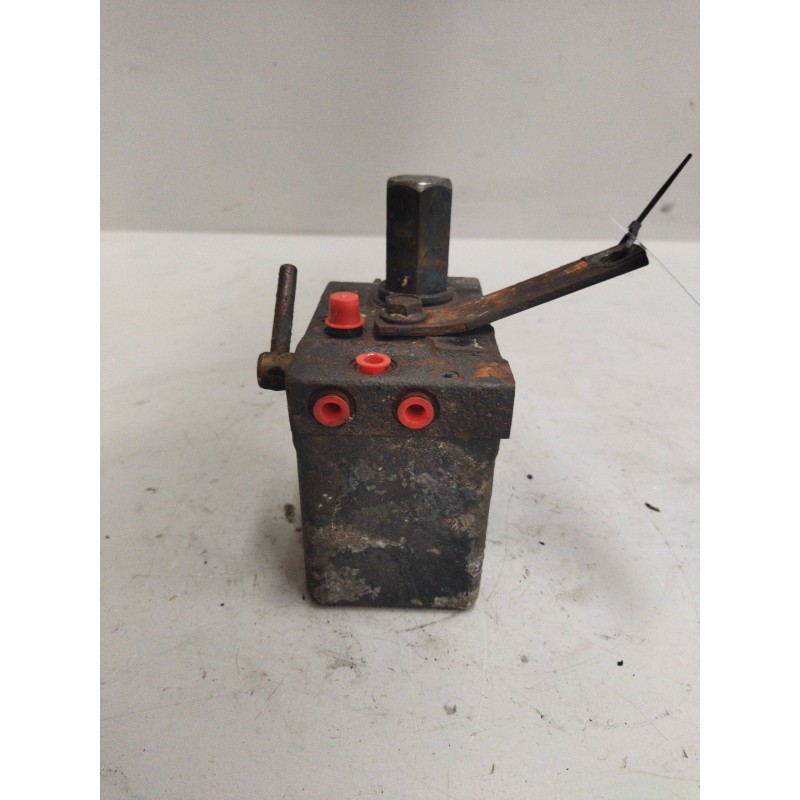 Recambio de bomba elevacion cabina para man tg - a 18.xxx 12.4 diesel referencia OEM IAM 85417236022 81417236125 