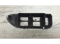 Recambio de guarnecidos varios para renault laguna ii grandtour (kg0) expression referencia OEM IAM  MANDO ELEVALUNAS IZQ  2