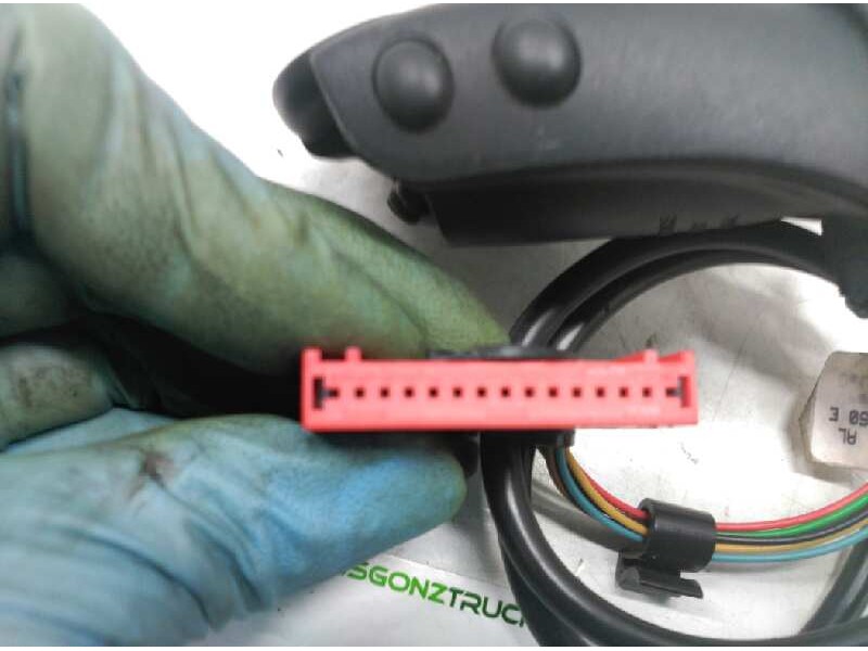 Recambio de mando radio para renault scenic (ja..) 1.6 16v authentique (ja0b/11) referencia OEM IAM   