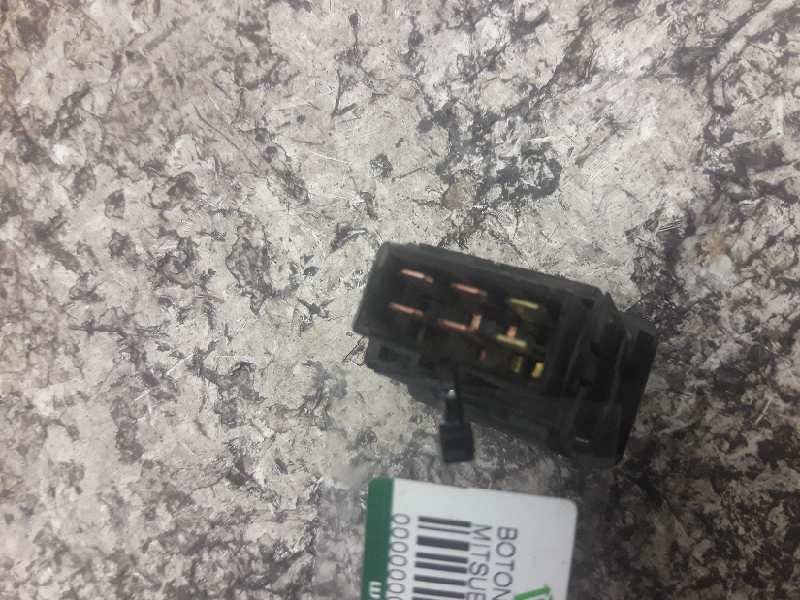 Recambio de boton agua limpia para mitsubishi galloper (hyundai) 2.5 turbodiesel referencia OEM IAM  6 PINS 