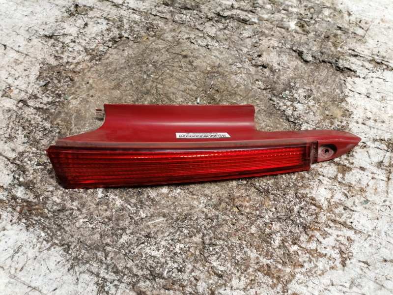 Recambio de catadioptrico trasero derecho para citroën c4 berlina sx referencia OEM IAM 9655863780  