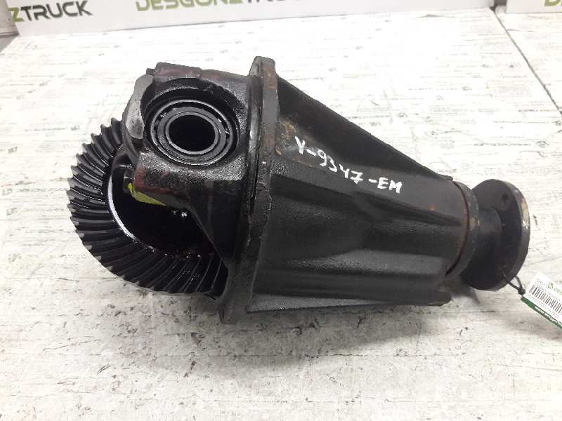 Recambio de grupo para nissan serena (c23m) 2.0 diesel referencia OEM IAM  TRASERO 