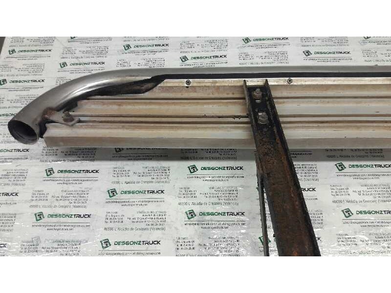 Recambio de peldaño derecho para tata safari 1.9 referencia OEM IAM   