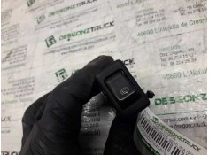 Recambio de boton agua limpia para nissan primera berlina (p11) básico referencia OEM IAM  LIMPIA FAROS 