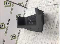 Recambio de peldaño izquierdo para ford transit mod. 2000 combi ft 330 2.4 largo referencia OEM IAM  TIENE UNA GRIETA VER FOTO 2