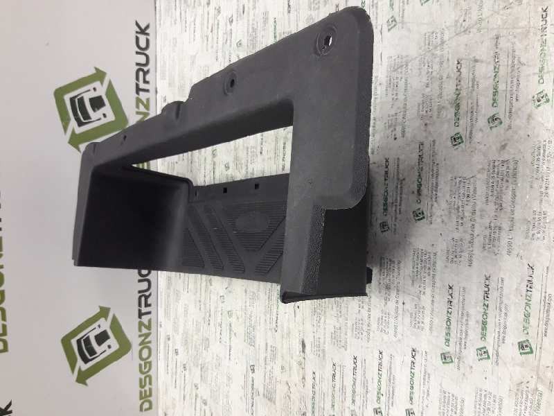 Recambio de peldaño derecho para ford transit mod. 2000 combi ft 330 2.4 largo referencia OEM IAM   