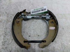 Recambio de zapatas de freno traseras para peugeot 205 berlina xad / xad multi referencia OEM IAM   