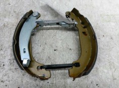 Recambio de zapatas de freno traseras para peugeot 205 berlina xad / xad multi referencia OEM IAM    2
