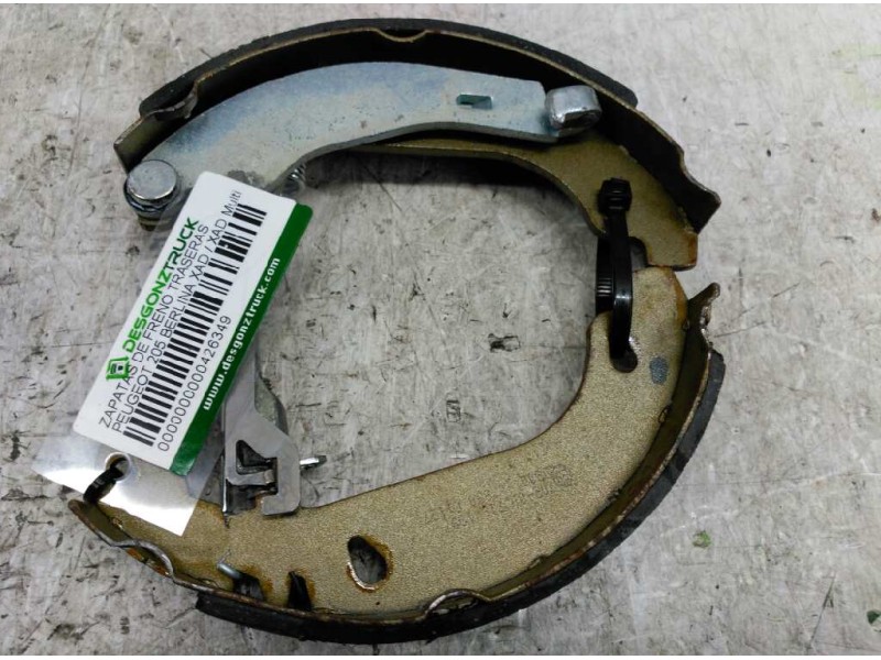 Recambio de zapatas de freno traseras para peugeot 205 berlina xad / xad multi referencia OEM IAM   