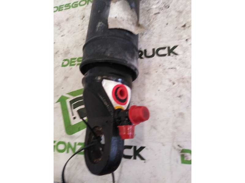 Recambio de brazo elevacion cabina para renault premium route 2006 fas 4x2 larga distancia referencia OEM IAM 5010629350  