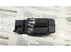 Recambio de mando radio para nissan primastar (x83) avantour 7 asientos, batalla corta 2,76t referencia OEM IAM 8200009040   2