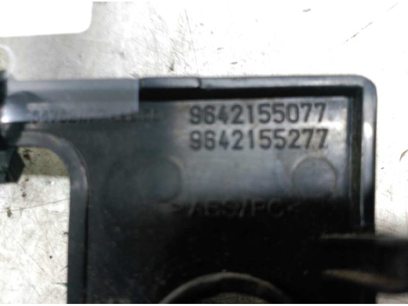 Recambio de guarnecidos consola de mandos para citroën xsara berlina 1.6 16v chrono referencia OEM IAM   