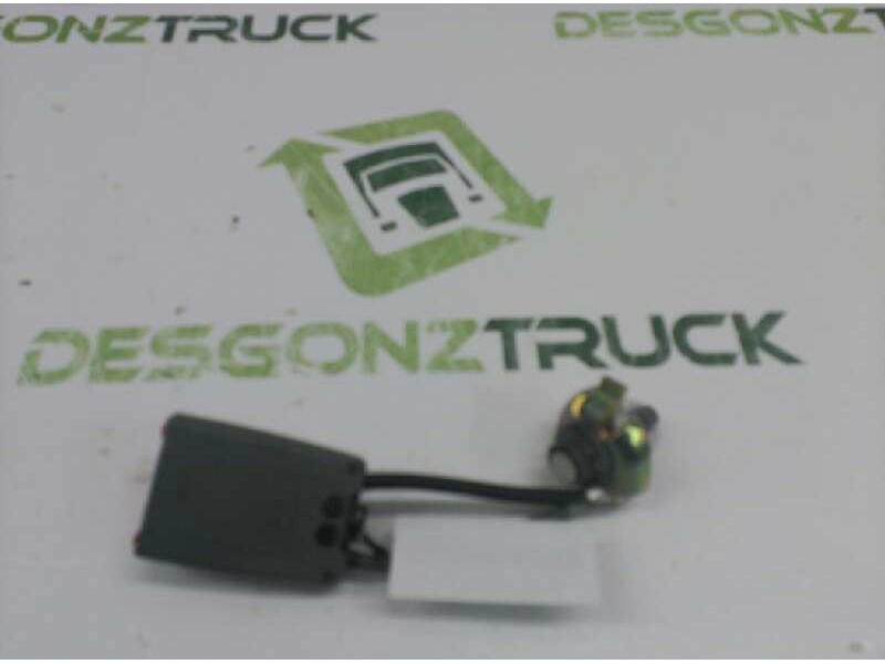 Recambio de enganche cinturon trasero derecho para citroën c5 berlina 2.0 hdi magic referencia OEM IAM   