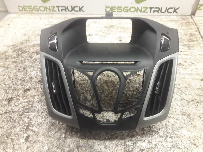 Recambio de guarnecido pantalla multifuncion para ford focus lim. (cb8) titanium referencia OEM IAM BM5118835GEW  