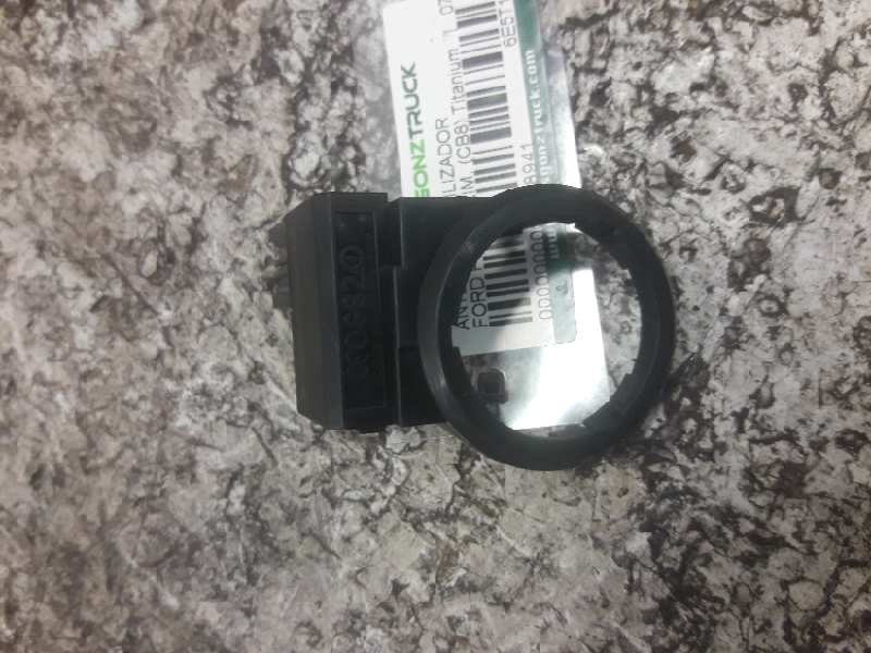 Recambio de antena inmovilizador para ford focus lim. (cb8) titanium referencia OEM IAM 6E5T15607CA 2132E11696 11537779