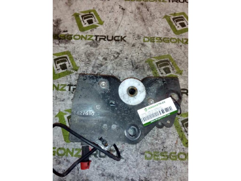 Recambio de cierre cabina derecho para daf serie xf105.xxx fsa 4x2 space-cab referencia OEM IAM 1427610  