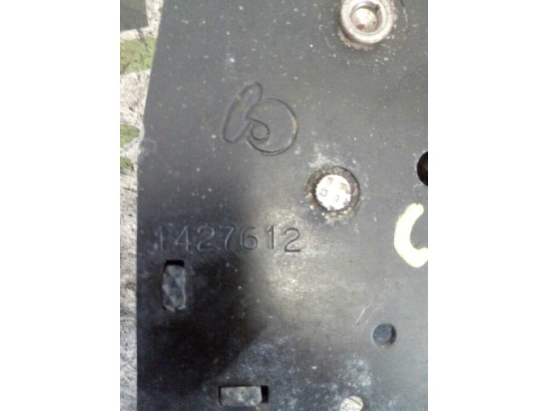 Recambio de cierre cabina izquierdo para daf serie xf105.xxx fsa 4x2 space-cab referencia OEM IAM 1427612  