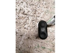 Recambio de boton antivaho para dacia duster ambiance 4x2 referencia OEM IAM   4 PINS