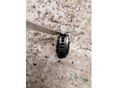 Recambio de boton antivaho para dacia duster ambiance 4x2 referencia OEM IAM   4 PINS 2