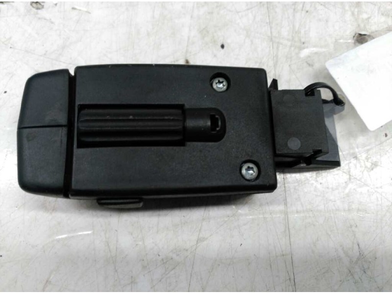 Recambio de mando radio para renault clio ii fase ii (b/cb0) authentique referencia OEM IAM 8200058695  