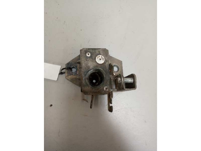 Recambio de cierre calandra para iveco stralis (ad/at) 7.8 diesel referencia OEM IAM 500398058  