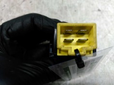 Recambio de boton antivaho para kia shuma ii 1.6 ls berlina portón referencia OEM IAM    2