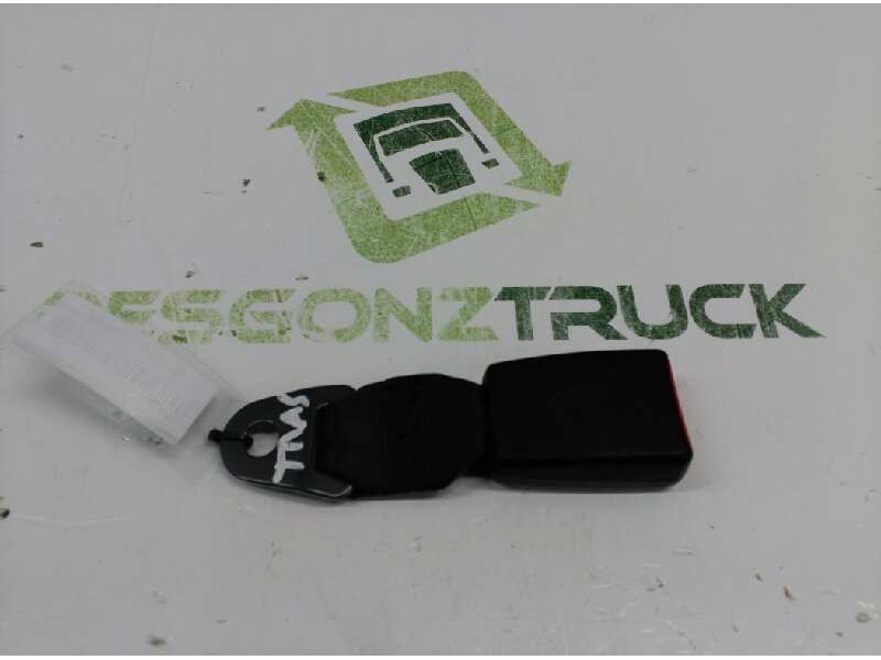 Recambio de enganche cinturon trasero derecho para citroën c3 1.4 hdi exclusive referencia OEM IAM 33015510  