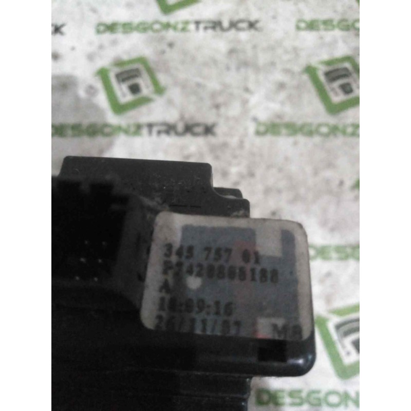 Recambio de mando velocidad de crucero para renault premium route 2006 fas 4x2 larga distancia referencia OEM IAM 7420808188  