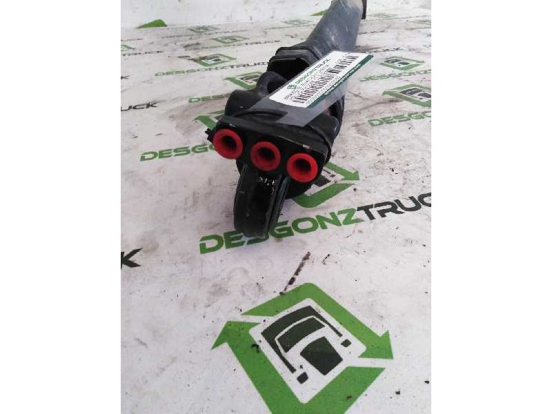 Recambio de brazo elevacion cabina para volvo fh xxx 12.8 diesel referencia OEM IAM   