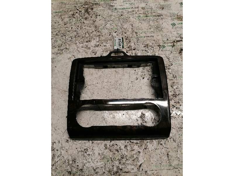 Recambio de guarnecido radio para ford focus berlina (cap) ambiente (d) referencia OEM IAM   