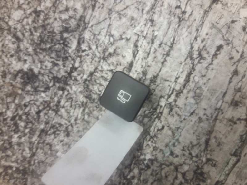 Recambio de boton apertura tapa combustible para citroën c4 lim. seduction referencia OEM IAM  4 PINS 