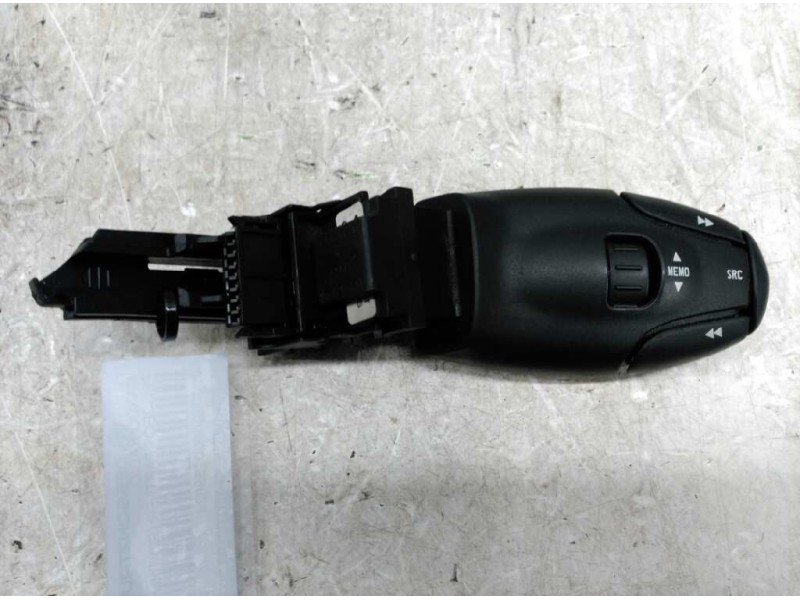 Recambio de mando radio para peugeot partner (s2) totem referencia OEM IAM 96538207XT  