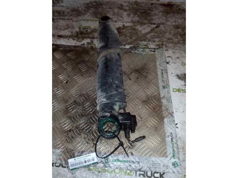 Recambio de brazo elevacion cabina para volvo fm 12 2002  fg  std 4x2 largo, bajo referencia OEM IAM   