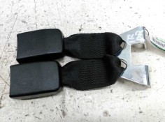 Recambio de enganche cinturon trasero derecho para ford fiesta (cbk) ghia referencia OEM IAM    2