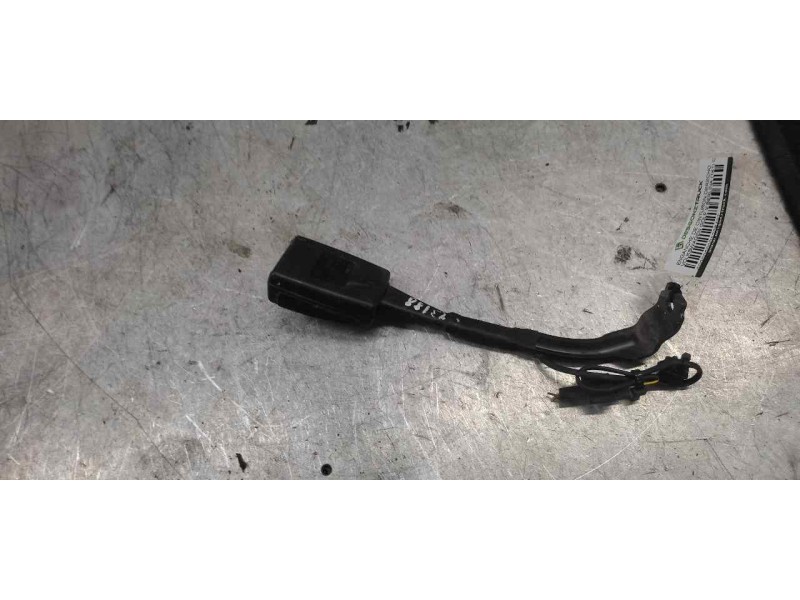 Recambio de enganche de cinturon derecho para volkswagen golf v berlina (1k1) conceptline (e) referencia OEM IAM   