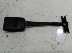 Recambio de enganche de cinturon izquierdo para ford fiesta (cbk) ghia referencia OEM IAM   