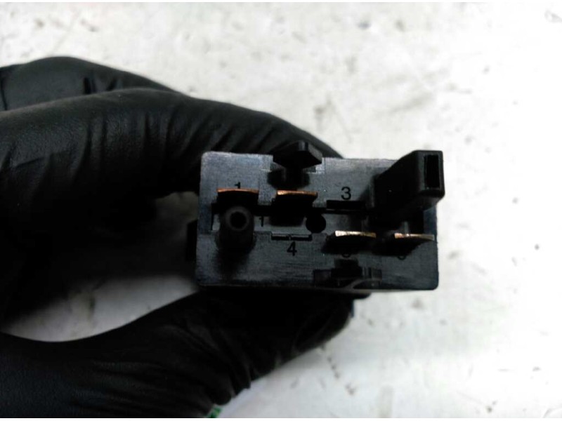 Recambio de boton antivaho para seat toledo (1m2) select referencia OEM IAM 1M1959621  