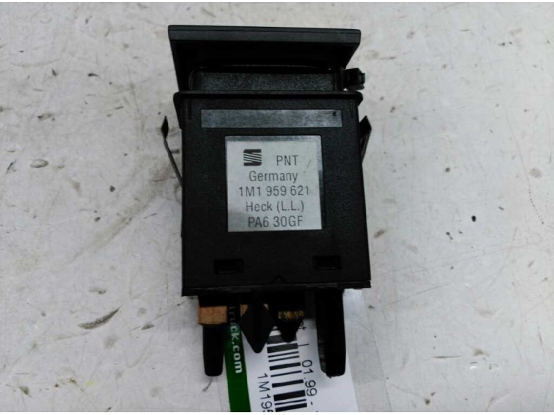 Recambio de boton antivaho para seat toledo (1m2) select referencia OEM IAM 1M1959621  