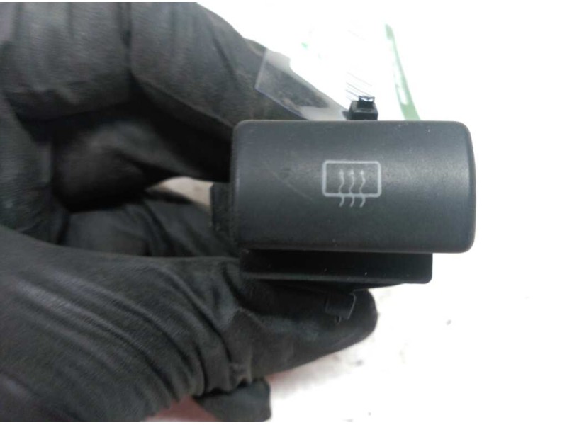 Recambio de boton antivaho para seat ibiza (6l1) 1.9 tdi referencia OEM IAM 6L1959621  