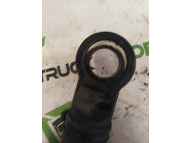 Recambio de brazo elevacion cabina para renault premium lander 10.8 diesel referencia OEM IAM 5010629350  